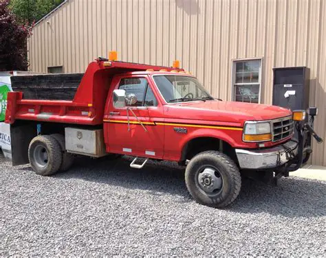 1998 Ford F-350 engine