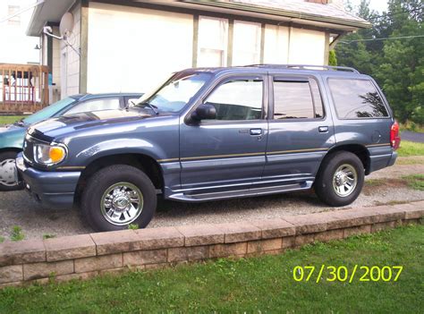 1998 Ford Mountaineer engine