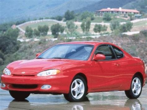 1998 Hyundai Tiburon photo