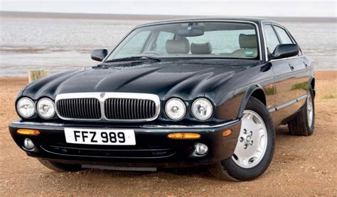 1998 Jaguar Xj8 photo