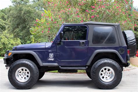 1998 Jeep Wrangler photo