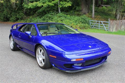 1998 Lotus Esprit engine