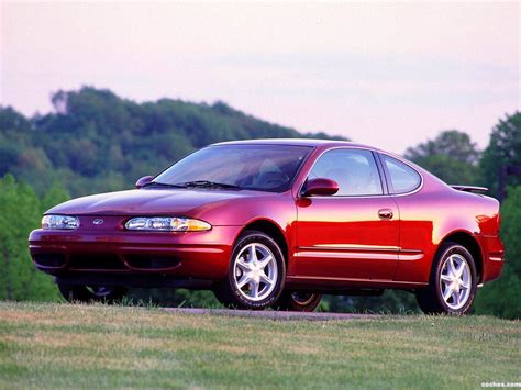 1998 Oldsmobile Alero photo