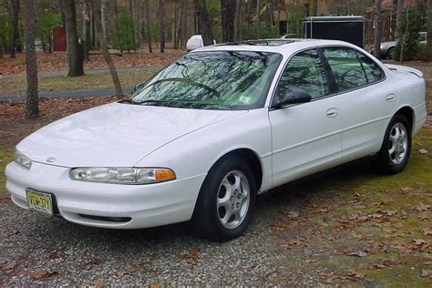 1998 Oldsmobile Oldsmobile truck photo