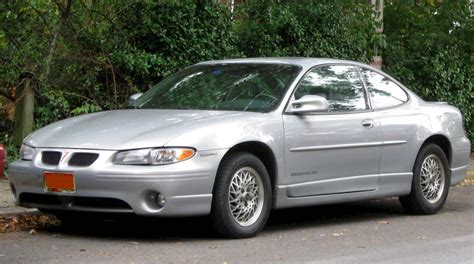 1998 Pontiac Grand prix photo