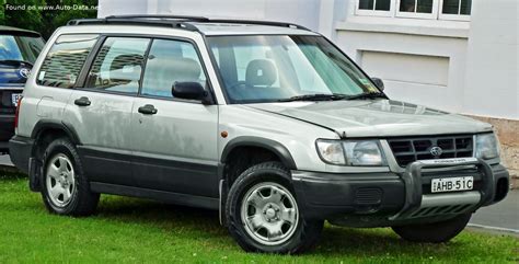 1998 Subaru Forester photo