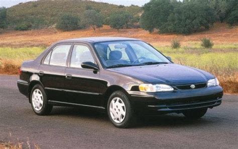 1998 Toyota Corolla photo