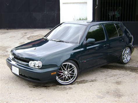 1998 Volkswagen Golf photo