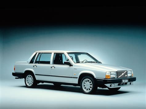 1998 Volvo 740 photo