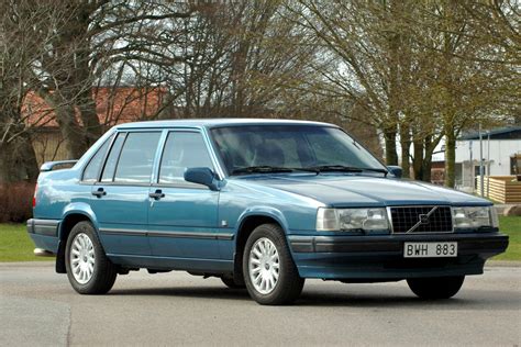 1998 Volvo 940 photo