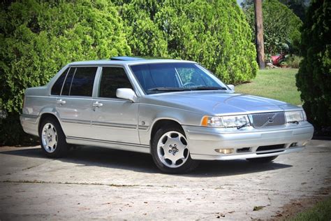 1998 Volvo S90 photo