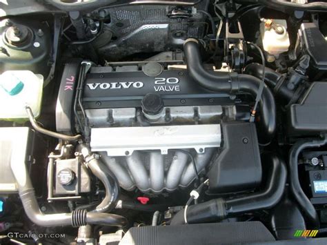 1998 Volvo V70 engine