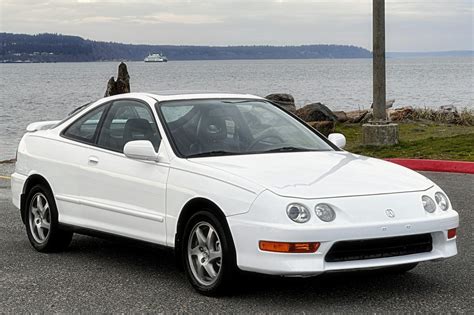 1999 Acura Integra photo