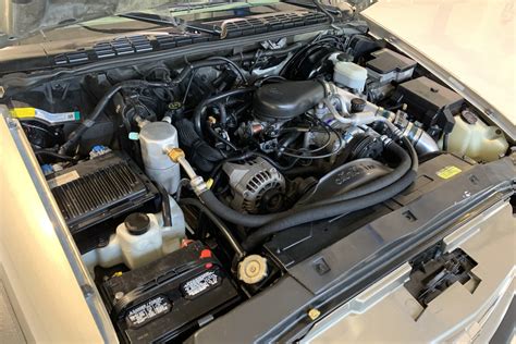 1999 Chevrolet Blazer engine