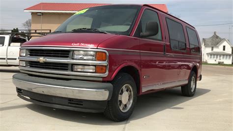 1999 Chevrolet G3 van photo