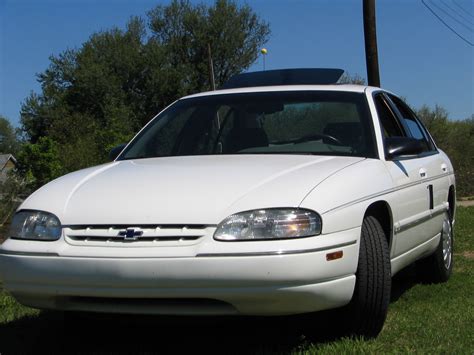 1999 Chevrolet Lumina apv photo