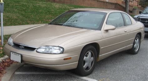 1999 Chevrolet Monte carlo photo