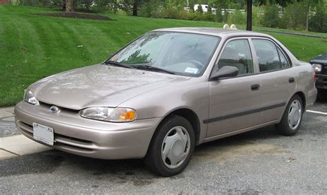 1999 Chevrolet Prizm photo