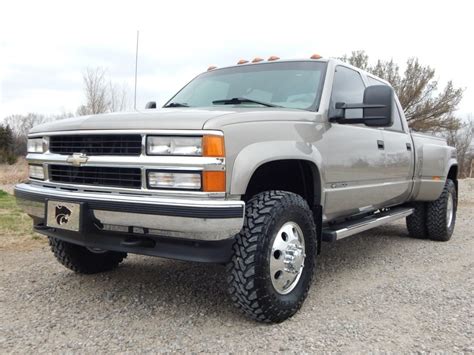 1999 Chevrolet Silverado 3500 engine