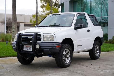 1999 Chevrolet Tracker photo