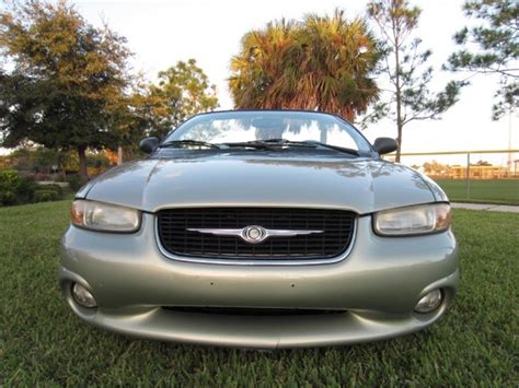 1999 Chrysler Sebring photo