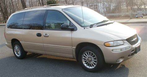 1999 Chrysler Town and country engine