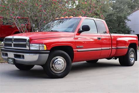 1999 Dodge Ram 3500 photo