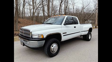 1999 Dodge Ram 3500 photo