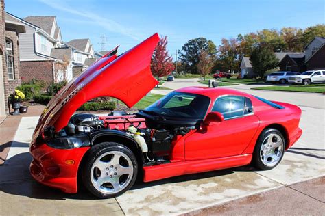 1999 Dodge Viper gts engine