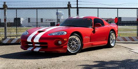 1999 Dodge Viper