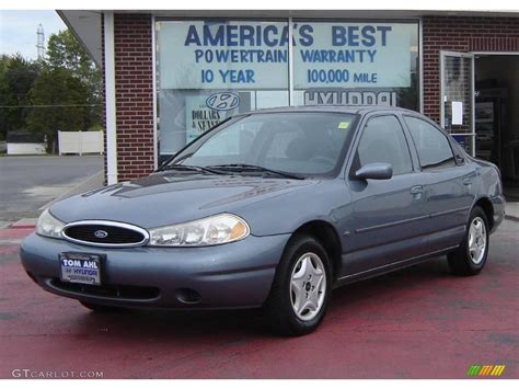 1999 Ford Contour photo