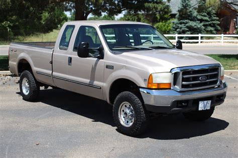 1999 Ford F-250 engine