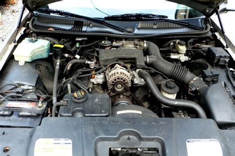 1999 Ford Navigator engine