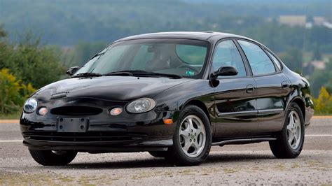 1999 Ford Taurus sho