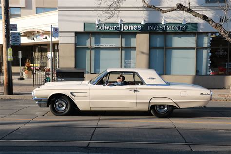 1999 Ford Thunderbird photo