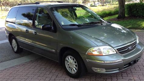 1999 Ford Windstar photo