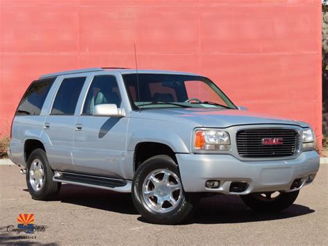 1999 Gmc Denali photo