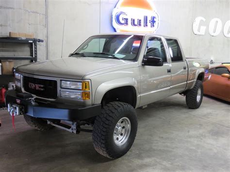 1999 Gmc Sierra 2500 photo