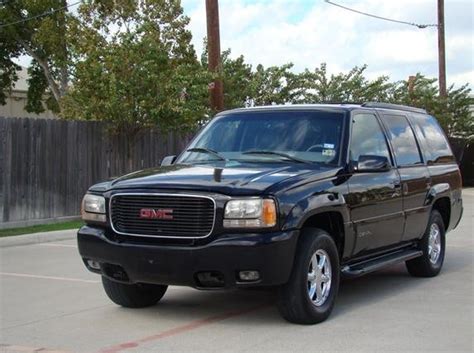 1999 Gmc Yukon denali photo