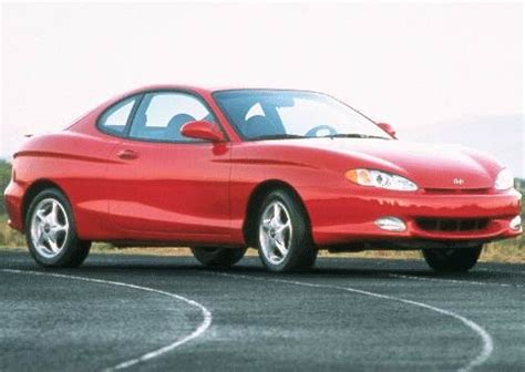 1999 Hyundai Tiburon photo