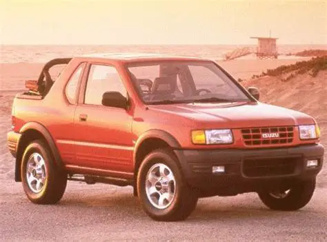 1999 Isuzu Amigo photo