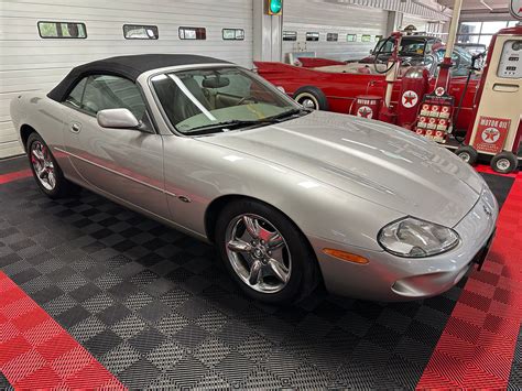 1999 Jaguar Xk8 sports engine