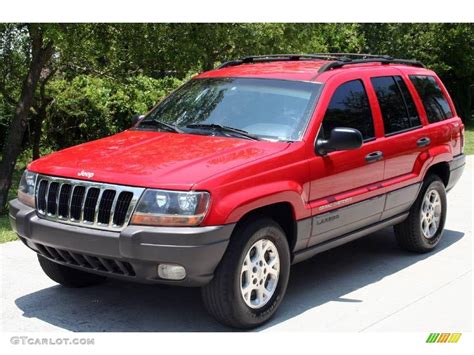 1999 Jeep Laredo photo