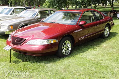 1999 Lincoln Mark engine