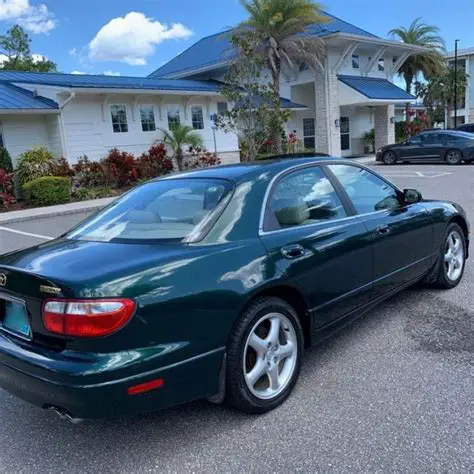 1999 Mazda Millenia photo