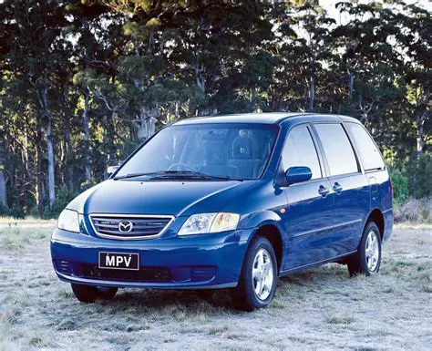 1999 Mazda Mpv photo