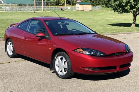 1999 Mercury Cougar photo