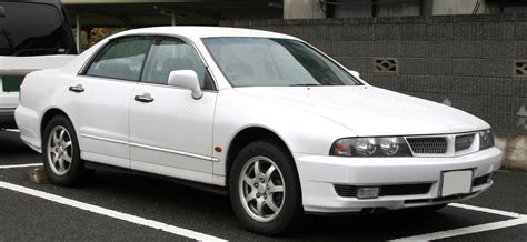 1999 Mitsubishi Diamante photo