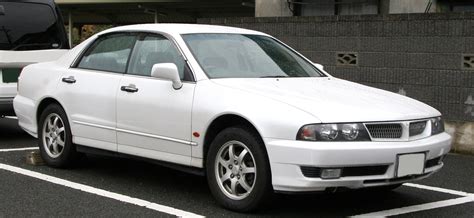 1999 Mitsubishi Diamante photo