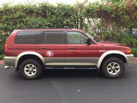 1999 Mitsubishi Montero sport